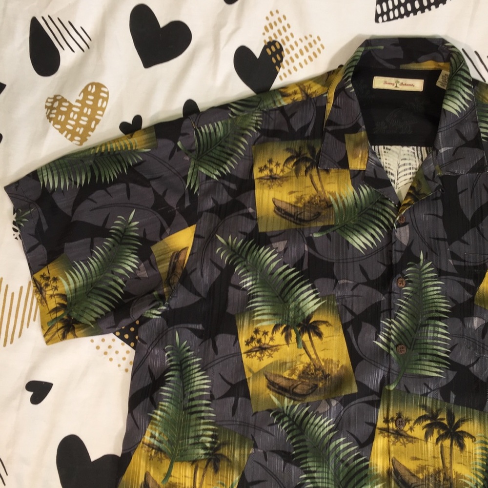 Tommy Bahama Short Sleeve Shirt